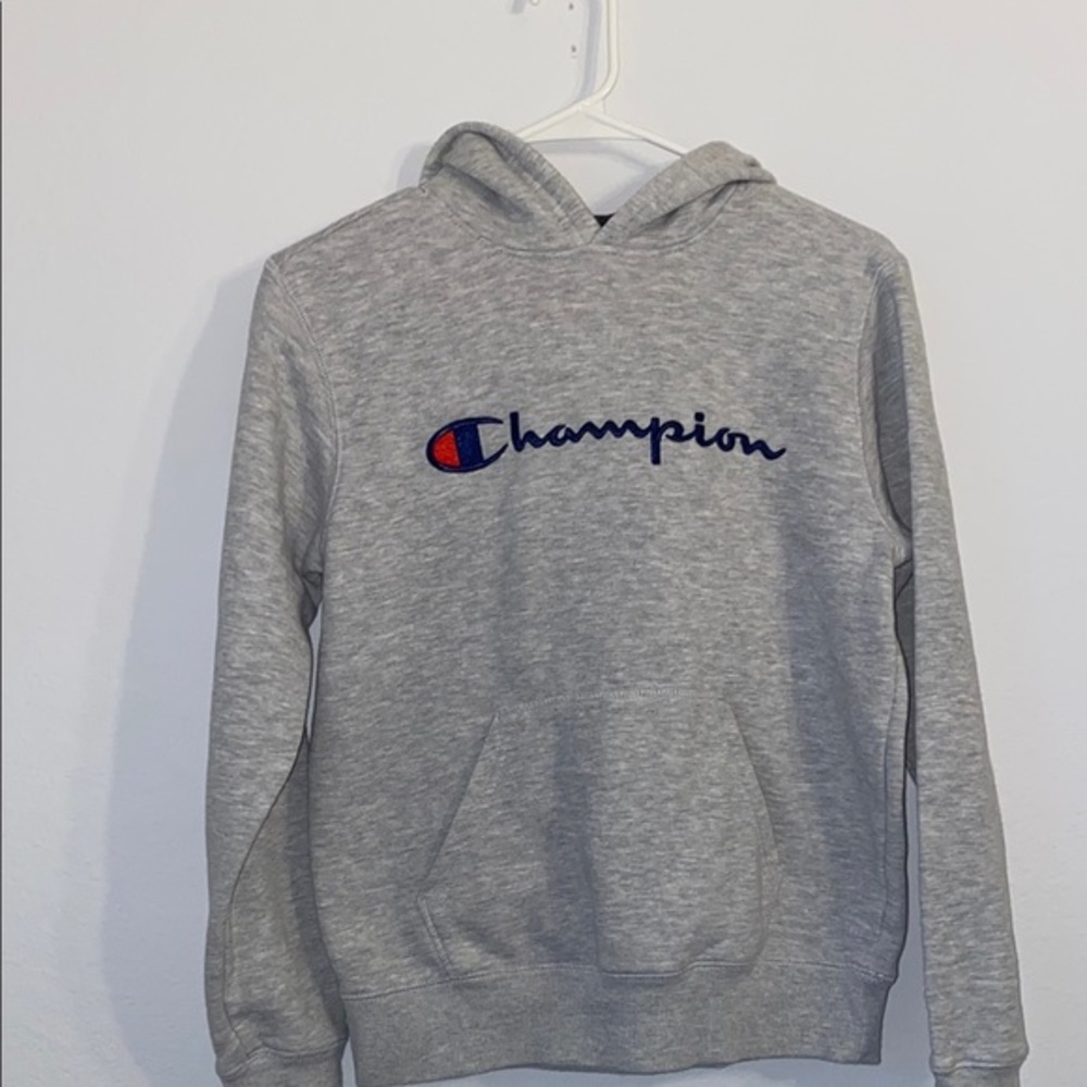 Champion Gray Sweater Classic Athletic Design